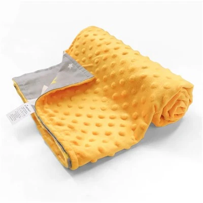 Minky Dot teppi til gjafa