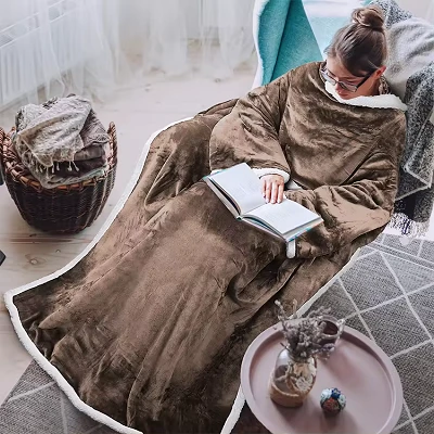 Snuggie hettupeysuteppi
